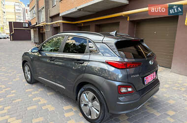 Позашляховик / Кросовер Hyundai Kona Electric 2020 в 