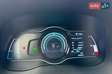 Внедорожник / Кроссовер Hyundai Kona Electric 2021 в 