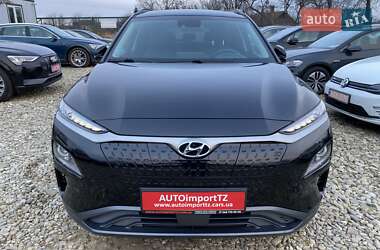 Внедорожник / Кроссовер Hyundai Kona Electric 2020 в 