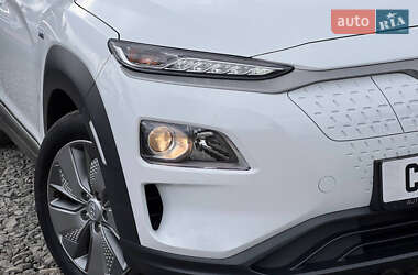 Позашляховик / Кросовер Hyundai Kona Electric 2020 в 