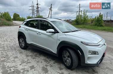 Внедорожник / Кроссовер Hyundai Kona Electric 2020 в Виннице