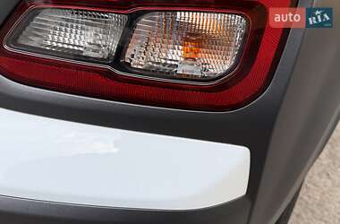 Внедорожник / Кроссовер Hyundai Kona Electric 2020 в 