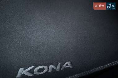 Внедорожник / Кроссовер Hyundai Kona Electric 2020 в 