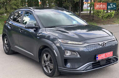 Внедорожник / Кроссовер Hyundai Kona Electric 2019 в 