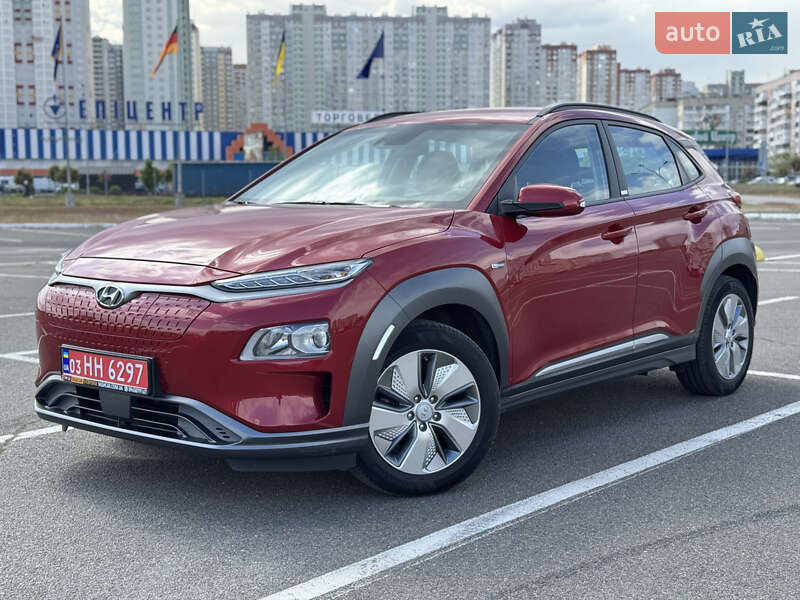Позашляховик / Кросовер Hyundai Kona Electric 2021 в Києві