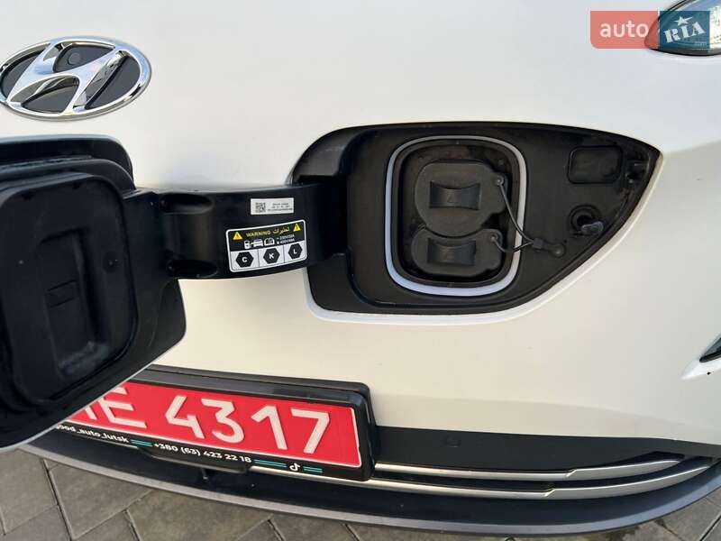 Позашляховик / Кросовер Hyundai Kona Electric 2021 в Луцьку