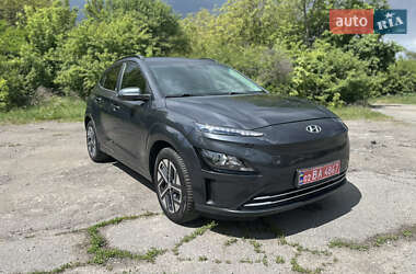Позашляховик / Кросовер Hyundai Kona Electric 2022 в 