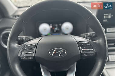 Позашляховик / Кросовер Hyundai Kona Electric 2022 в 