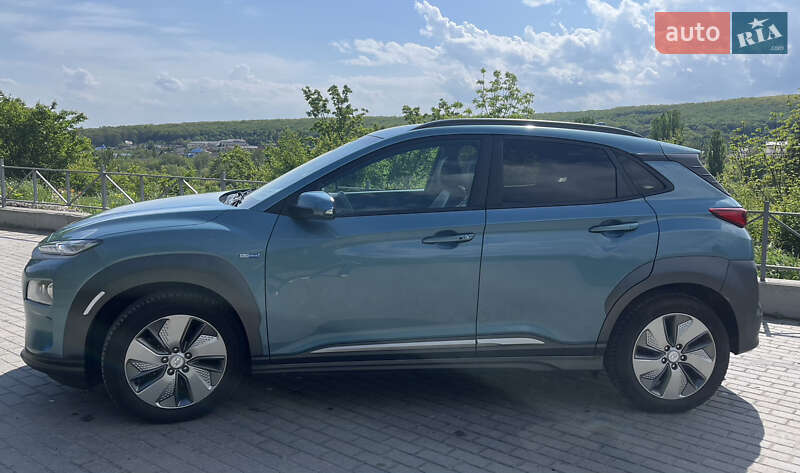 Внедорожник / Кроссовер Hyundai Kona Electric 2019 в Тернополе