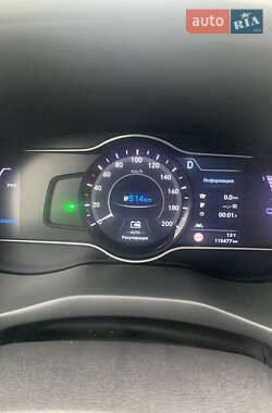 Внедорожник / Кроссовер Hyundai Kona Electric 2019 в 
