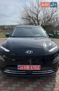 Позашляховик / Кросовер Hyundai Kona Electric 2021 в 