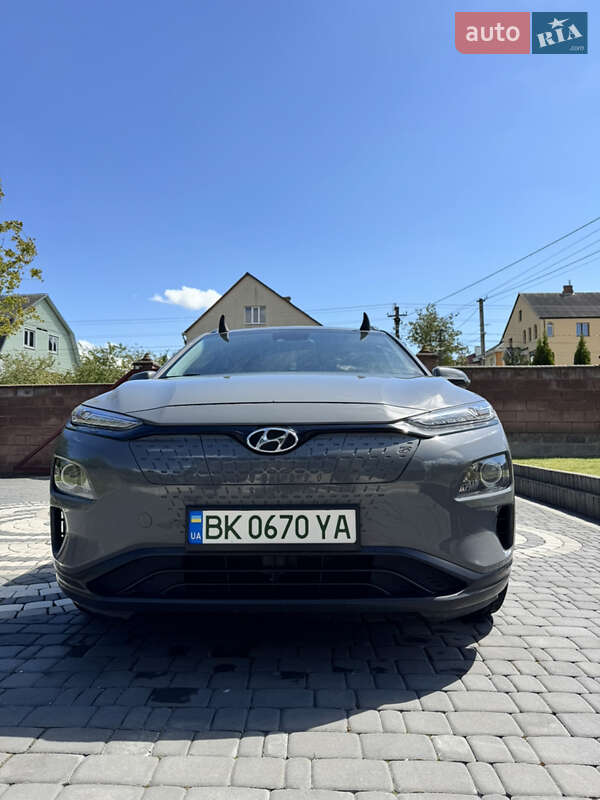 Внедорожник / Кроссовер Hyundai Kona Electric 2020 в Ровно