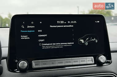 Внедорожник / Кроссовер Hyundai Kona Electric 2020 в 