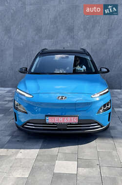 Внедорожник / Кроссовер Hyundai Kona Electric 2021 в Киеве