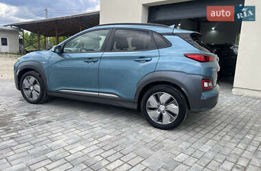 Внедорожник / Кроссовер Hyundai Kona Electric 2019 в 