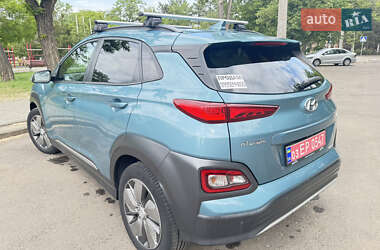 Внедорожник / Кроссовер Hyundai Kona Electric 2018 в 
