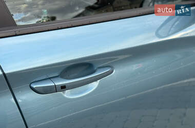 Внедорожник / Кроссовер Hyundai Kona Electric 2020 в 