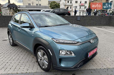 Внедорожник / Кроссовер Hyundai Kona Electric 2020 в 