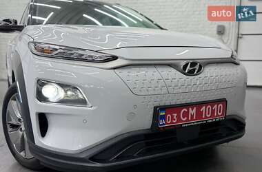 Внедорожник / Кроссовер Hyundai Kona Electric 2019 в 