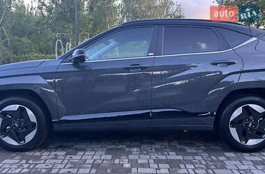 Позашляховик / Кросовер Hyundai Kona Electric 2024 в 