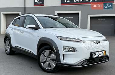 Внедорожник / Кроссовер Hyundai Kona Electric 2021 в Виннице