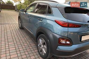 Позашляховик / Кросовер Hyundai Kona Electric 2019 в 