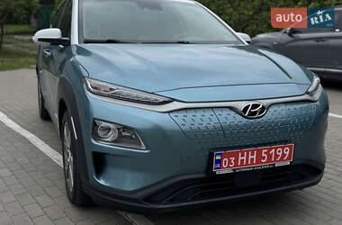 Внедорожник / Кроссовер Hyundai Kona Electric 2020 в 