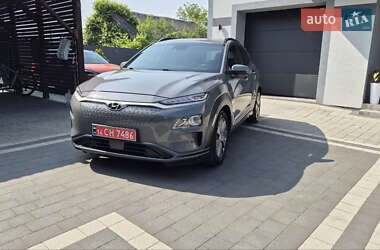 Внедорожник / Кроссовер Hyundai Kona Electric 2020 в 