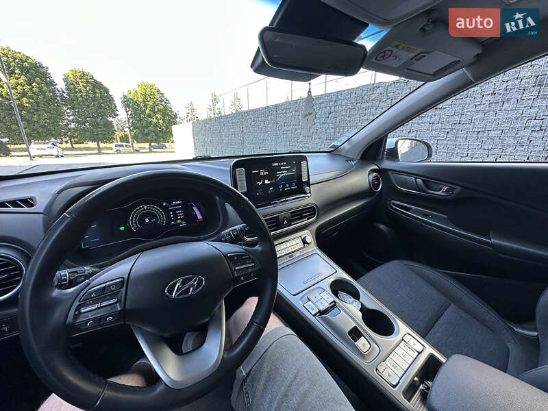 Позашляховик / Кросовер Hyundai Kona Electric 2019 в Луцьку