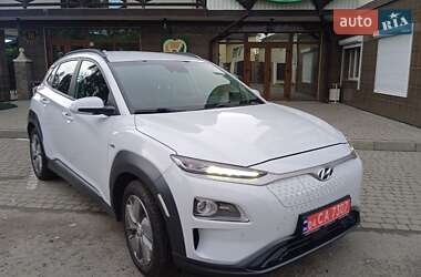 Позашляховик / Кросовер Hyundai Kona Electric 2020 в Чернівцях