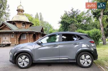 Внедорожник / Кроссовер Hyundai Kona Electric 2020 в Киеве