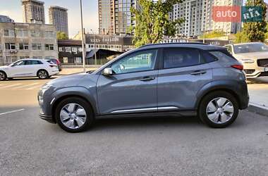 Внедорожник / Кроссовер Hyundai Kona Electric 2020 в Киеве