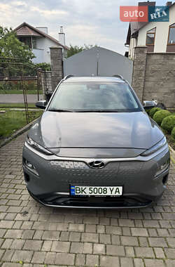 Позашляховик / Кросовер Hyundai Kona Electric 2020 в Рівному