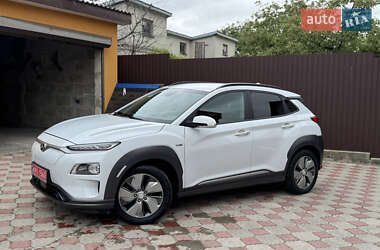 Внедорожник / Кроссовер Hyundai Kona Electric 2019 в Ровно