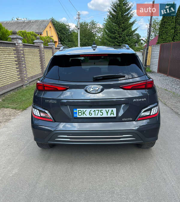 Внедорожник / Кроссовер Hyundai Kona Electric 2021 в Ровно