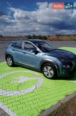 Внедорожник / Кроссовер Hyundai Kona Electric 2020 в Одессе