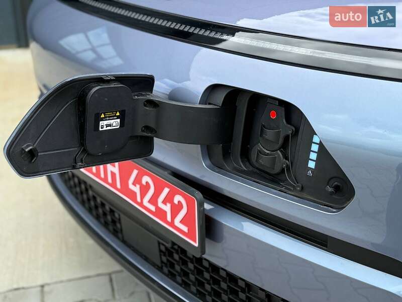 Внедорожник / Кроссовер Hyundai Kona Electric 2024 в Дубно