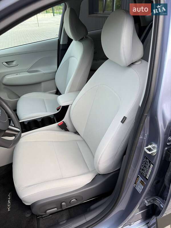 Внедорожник / Кроссовер Hyundai Kona Electric 2024 в Дубно