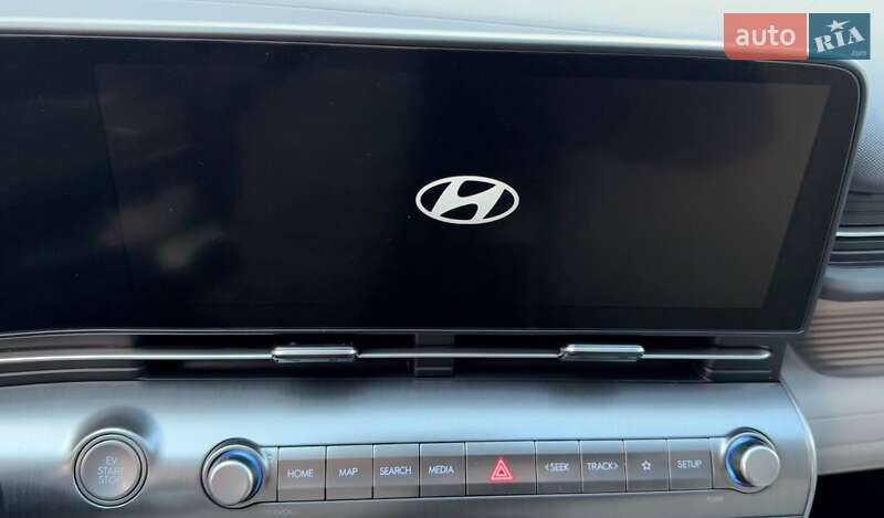 Внедорожник / Кроссовер Hyundai Kona Electric 2024 в Дубно