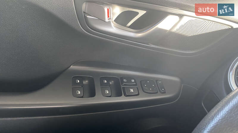 Позашляховик / Кросовер Hyundai Kona Electric 2023 в Жмеринці