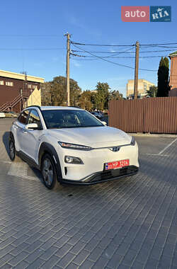 Позашляховик / Кросовер Hyundai Kona Electric 2020 в Черкасах