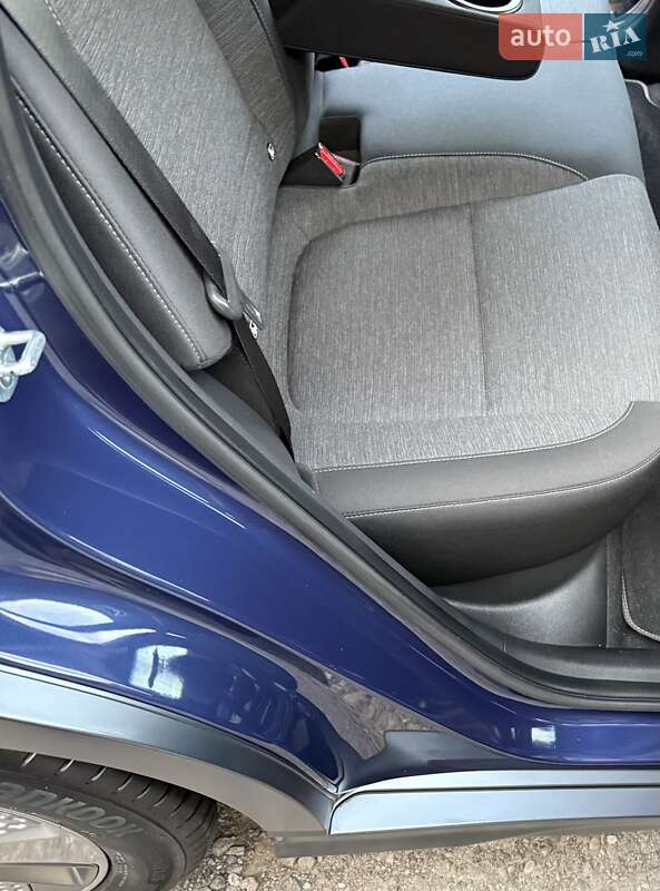 Внедорожник / Кроссовер Hyundai Kona Electric 2020 в Львове фото 57 Внедорожник / Кроссовер Hyundai Kona Electric 2020 в Львове