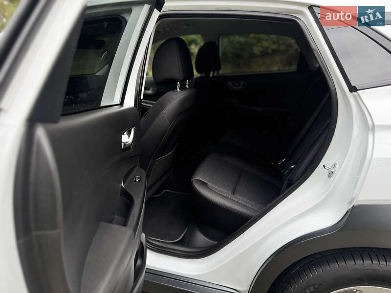 Внедорожник / Кроссовер Hyundai Kona Electric 2020 в Буче