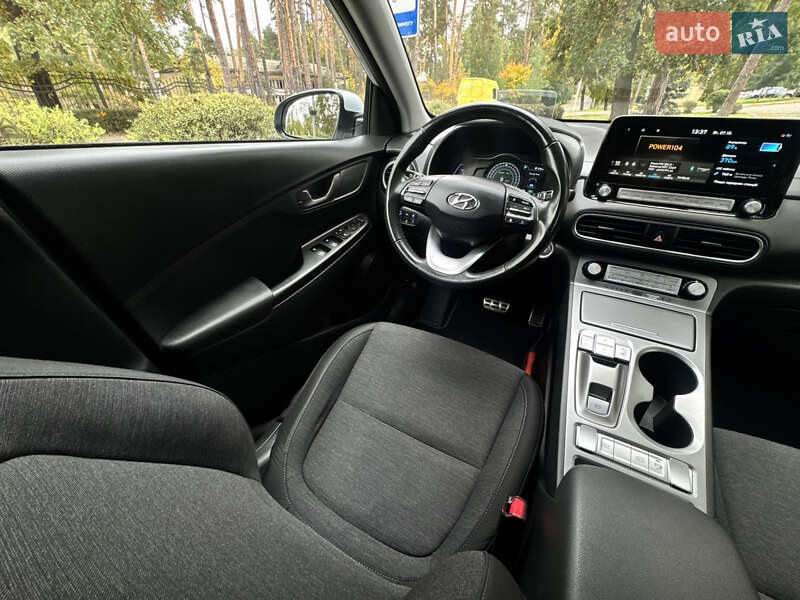 Внедорожник / Кроссовер Hyundai Kona Electric 2020 в Буче