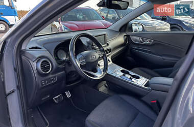 Внедорожник / Кроссовер Hyundai Kona Electric 2020 в 