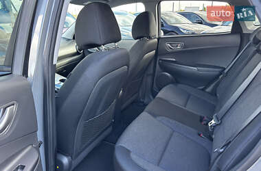 Внедорожник / Кроссовер Hyundai Kona Electric 2020 в 