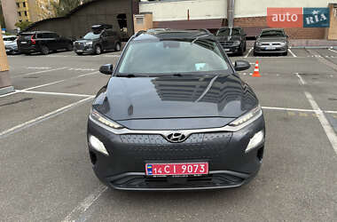 Внедорожник / Кроссовер Hyundai Kona Electric 2020 в Киеве