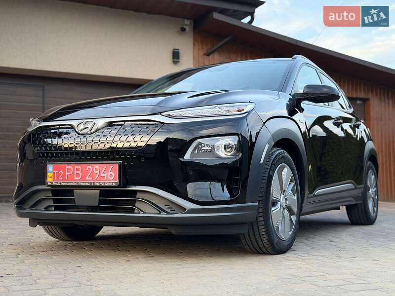 Позашляховик / Кросовер Hyundai Kona Electric 2020 в Чернівцях