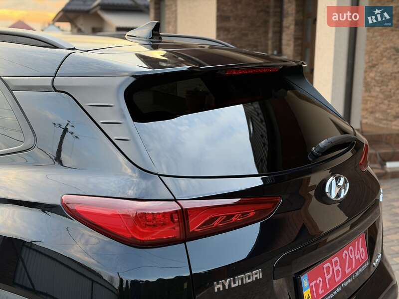 Позашляховик / Кросовер Hyundai Kona Electric 2020 в Чернівцях