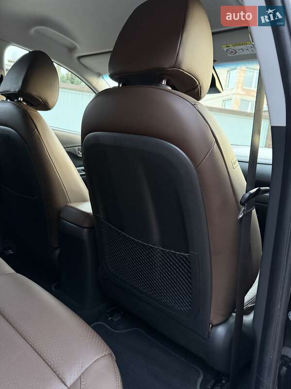 Позашляховик / Кросовер Hyundai Kona Electric 2020 в Чернівцях